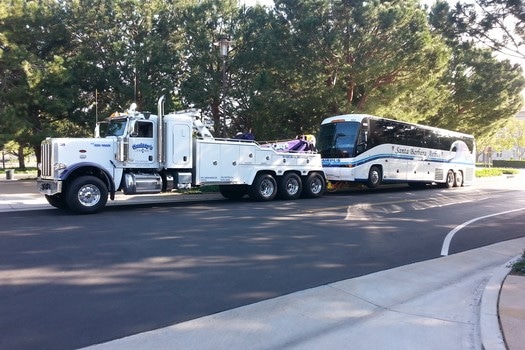 Box Truck Towing in Goleta California