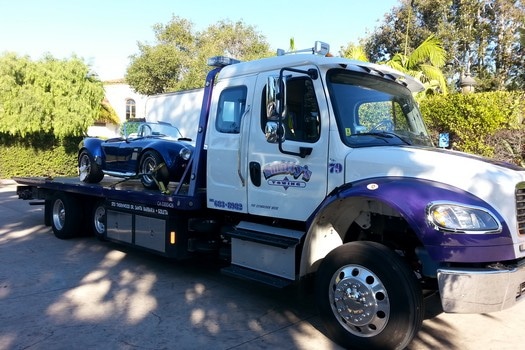 Towing-in-Lompoc-California